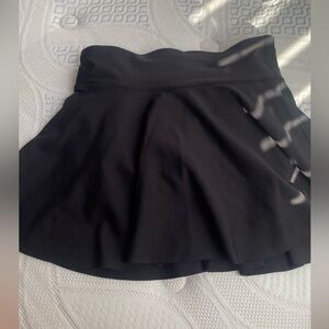 black old navy activewair skort